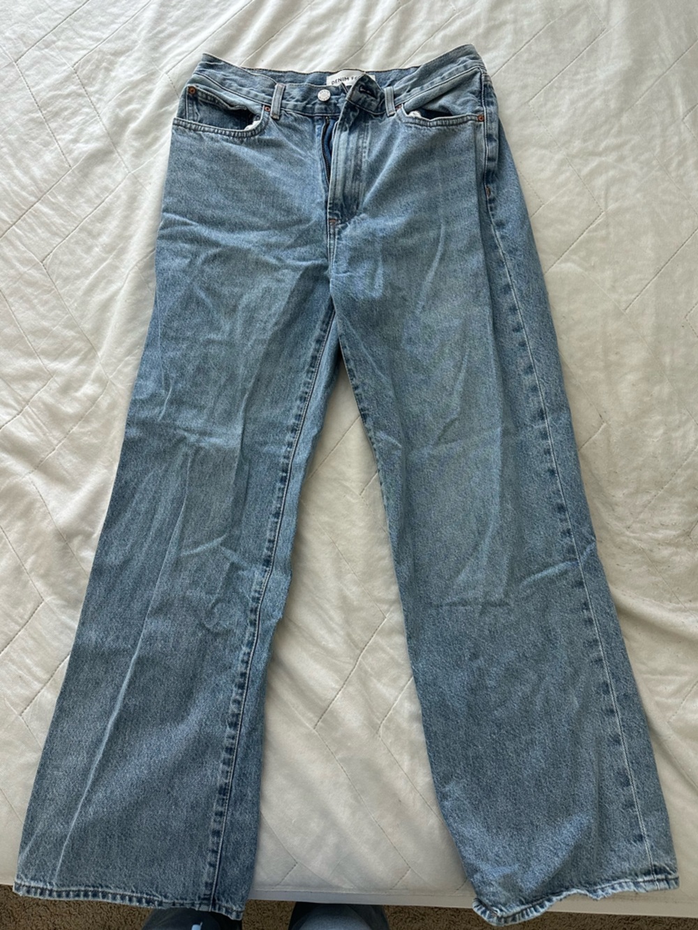 Aritzia Denim Forum The Farrah Light Blue Hi-Rise Wide Jeans